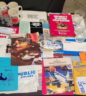 VINTAGE REPUBLIC AIRLINES MERCHANDISE 