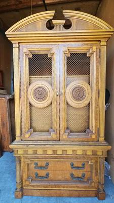 THOMASVILLE ARMOIRE