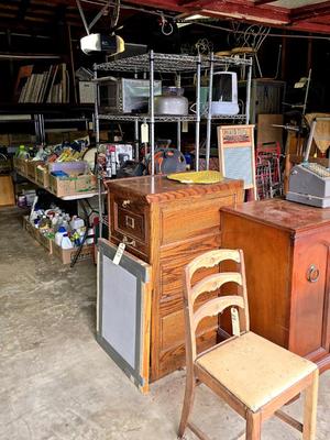 Estate sale photo
