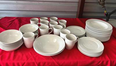 Oneida Dinnerware