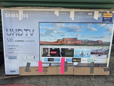 Samsung 58" UHD TV