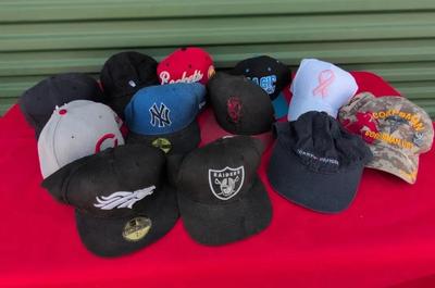 Caps
