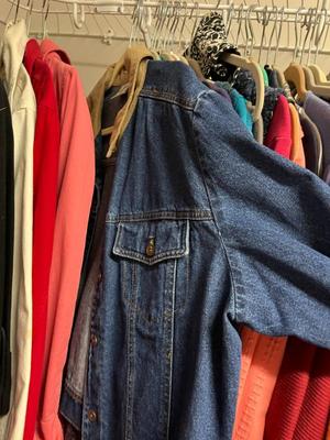 Sale Photo Thumbnail #205