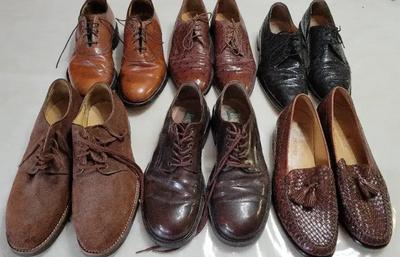 MEN'S SHOES GENTLY USED 