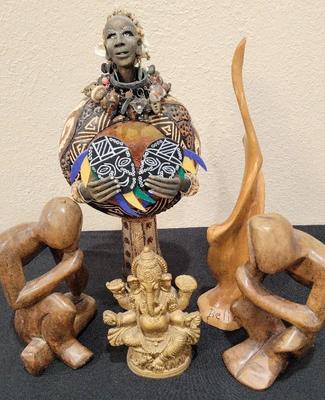 WOODEN FIGURINES 