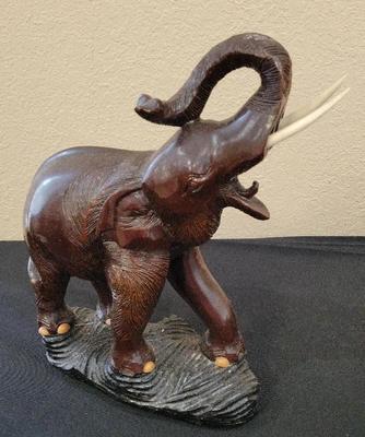 VINTAGE WOOD ELEPHANT FIGURINE 