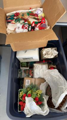 Christmas Ornaments & Vintage Decor