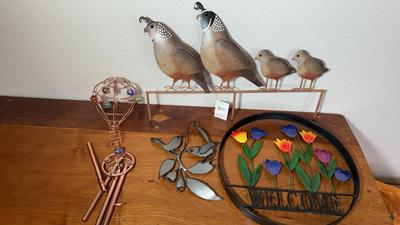 Outdoor Lawn & Wall Decor