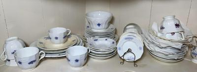 Adderley Antique Chelsea Blue Thistle Dinnerware