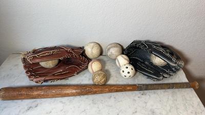 Vintage & Antique Baseball Equipment