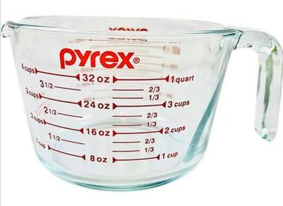 Sale Photo Thumbnail #144: Pyrex Wide 4 Cup Measuring Cup