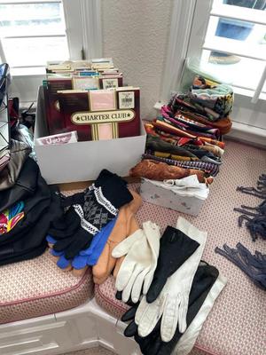 Sale Photo Thumbnail #535