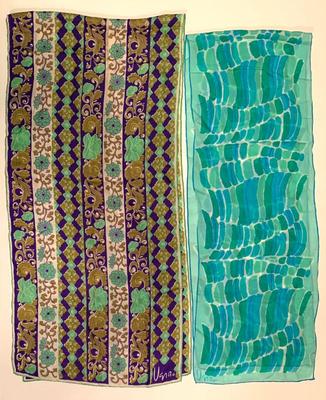 Sale Photo Thumbnail #131: Vera scarfs 