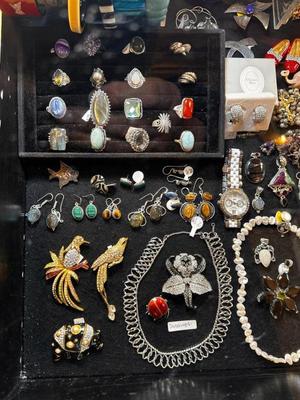 Sale Photo Thumbnail #26