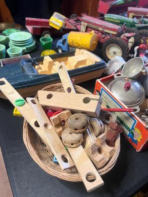 Sale Photo Thumbnail #376