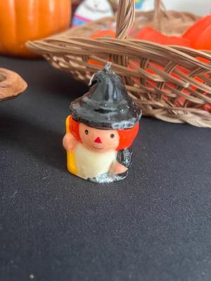 Sale Photo Thumbnail #578