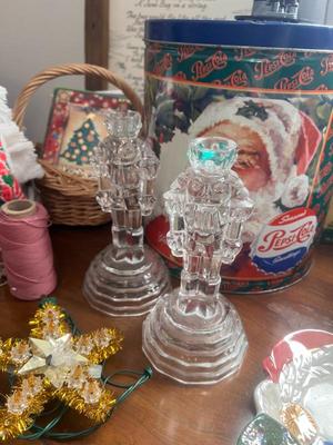 Sale Photo Thumbnail #563