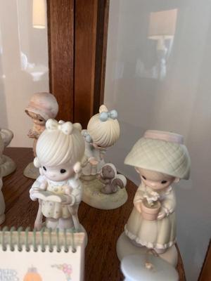 Sale Photo Thumbnail #688
