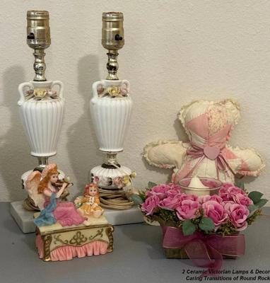 2 ceramic victorian lamps decor