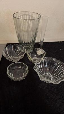 Collection of glass vases and bowls 6 pieces
