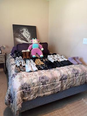 Sale Photo Thumbnail #278