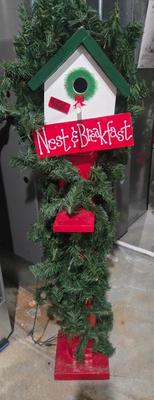 Sale Photo Thumbnail #1: Christmas mail box