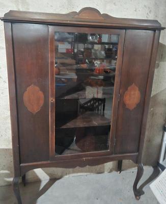 Sale Photo Thumbnail #52: 1930 China cabinet