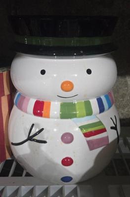 Sale Photo Thumbnail #10: Cookie jar