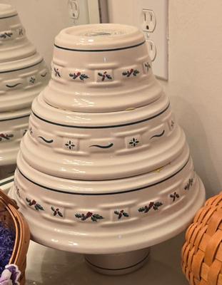 Sale Photo Thumbnail #111: Ceramic bowls