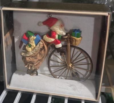 Sale Photo Thumbnail #27: Ornament