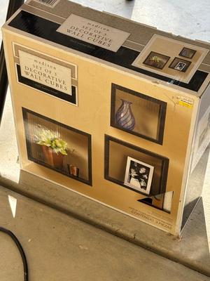 Sale Photo Thumbnail #32