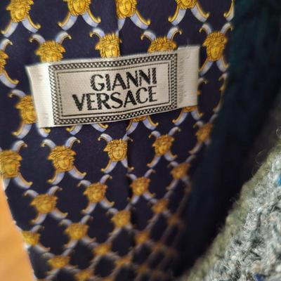 Sale Photo Thumbnail #169: Versaci tie