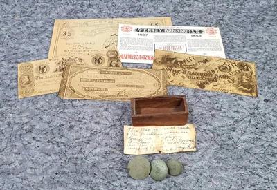 Civil war era buttons repro vermont bank notes
