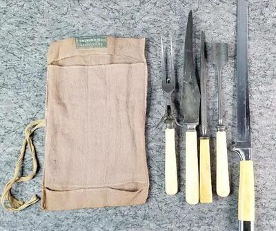 Vintage carving knife service cutlery