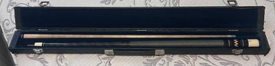 McDermott Pool Cue stick 