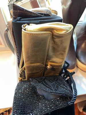 Sale Photo Thumbnail #581