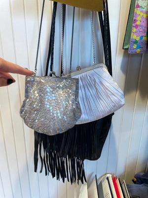 Sale Photo Thumbnail #597