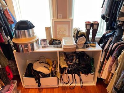 Sale Photo Thumbnail #574