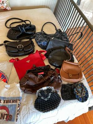 Sale Photo Thumbnail #549