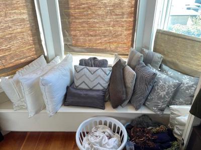 Sale Photo Thumbnail #377