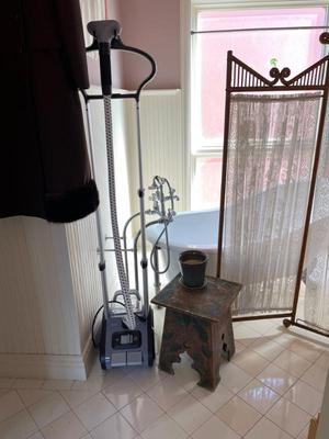 Sale Photo Thumbnail #560