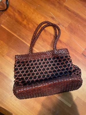 Sale Photo Thumbnail #585