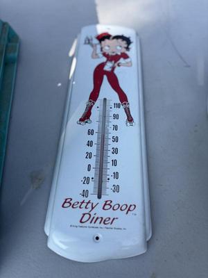 Sale Photo Thumbnail #92