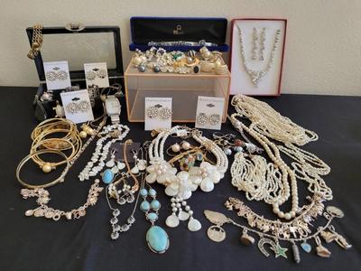 14KT YELLOW AND WHITE GOLD JEWELRY 