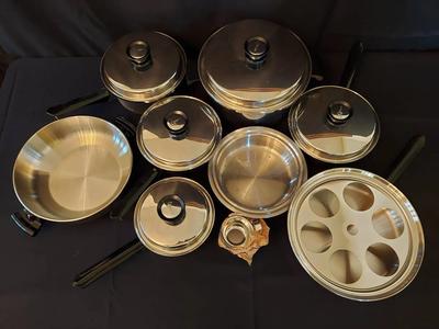 AMWAY QUEEN STAINLESS STEEL PAN SET