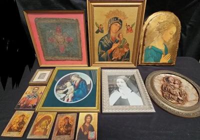 RELIGIOUS ART COLLECTION LOT 1