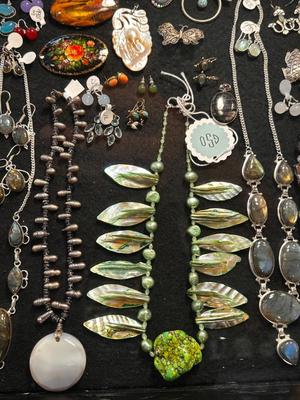 Sale Photo Thumbnail #25