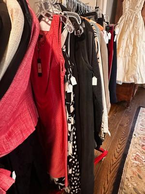 Sale Photo Thumbnail #600