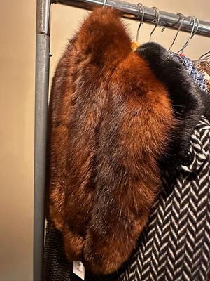 Sale Photo Thumbnail #583