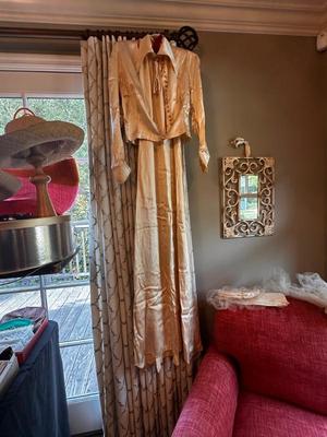 Sale Photo Thumbnail #554